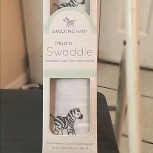 🌻 Amazing Baby Muslin Blanket - Multi-Use!